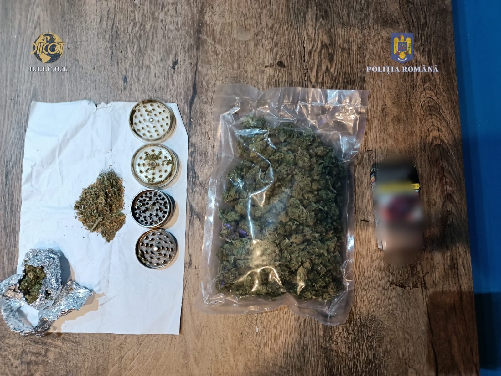 7 persoane conduse la DIICOT pentru trafic de droguri
