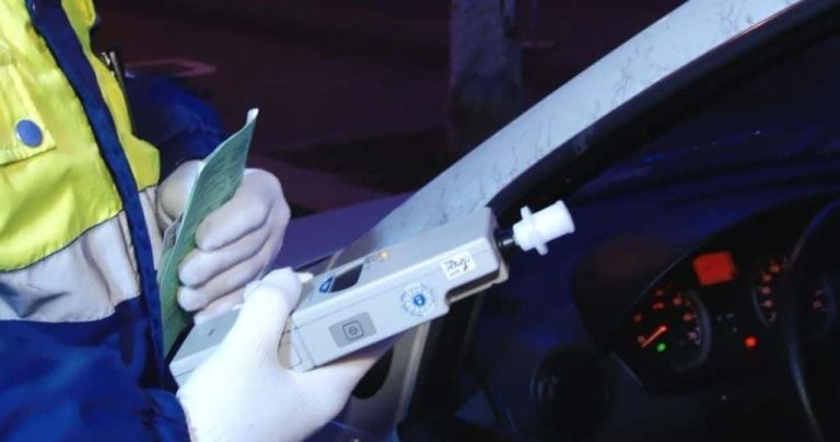 Bărbat prins beat cu o alcoolemie de 1,26 mg/l alcool pur