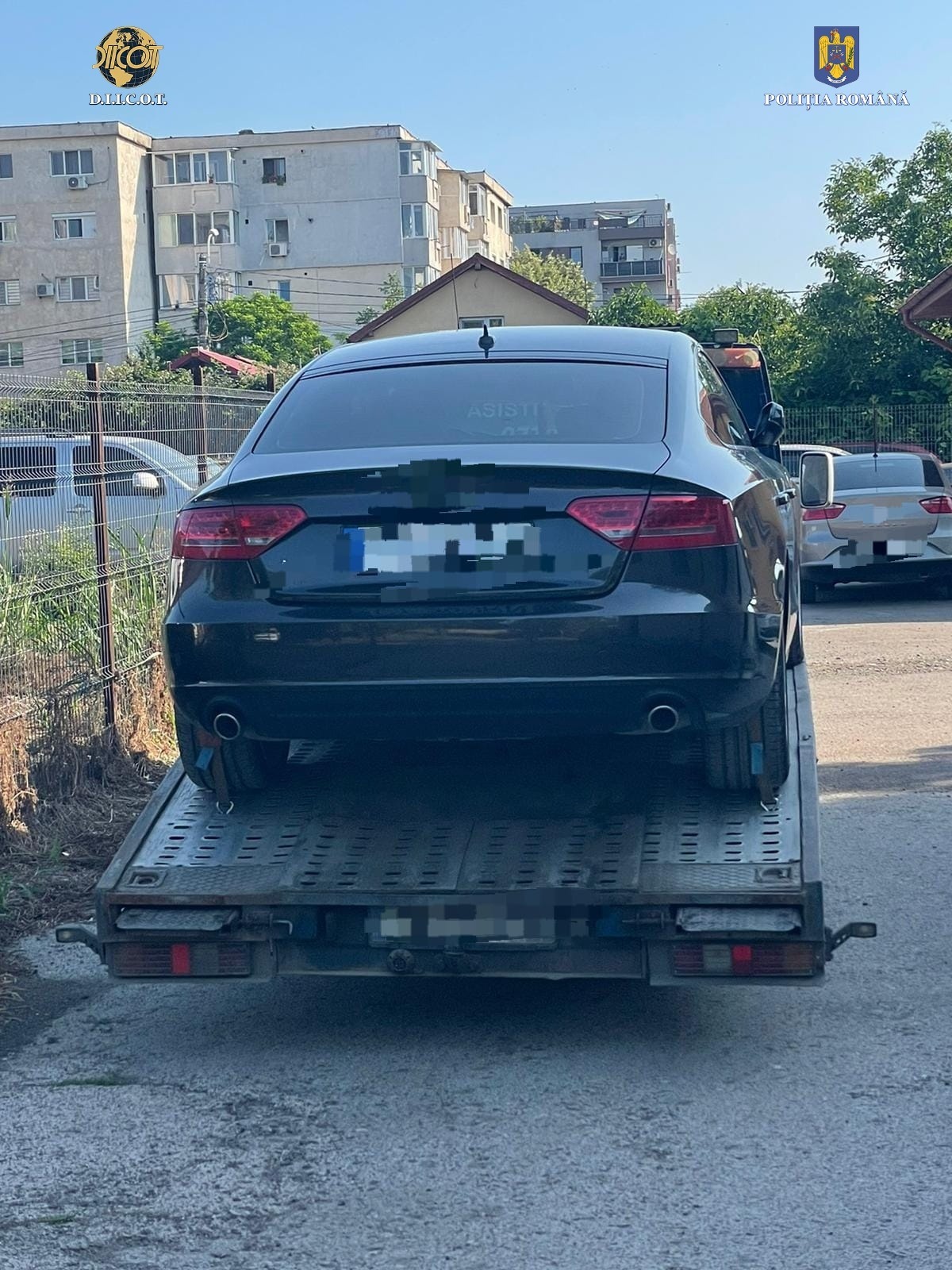 Patru persoane reținuțe pentru trafic de minori si proxenetism