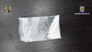 Traficanți de droguri ridicat de DIICOT - Prinși cu cocăină, MDMA, ketamină