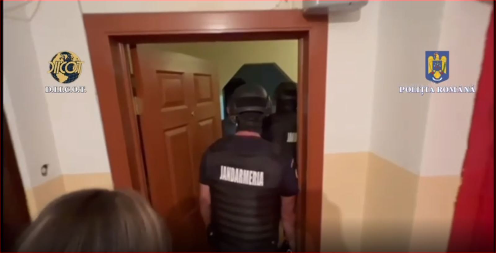 VIDEO/Grup organizat de traficanți de migranți destructurat de DIICOT