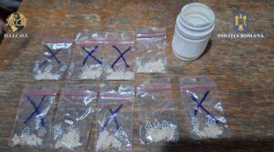 Traficanți de droguri ridicați de DIICOT - Prins cu cocaină  și 3-CMC