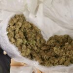 Traficant de droguri arestat – Prins în flagrant cu 230 de grame de canabis