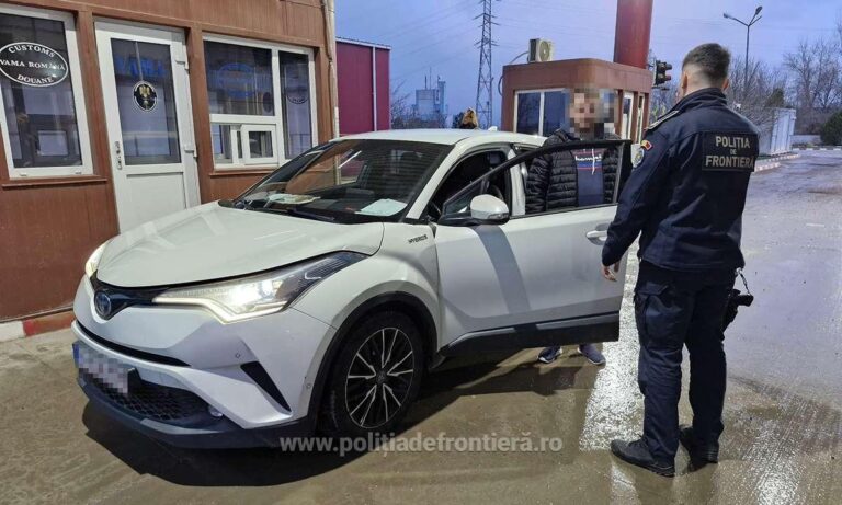 autoturism clonă Stânca