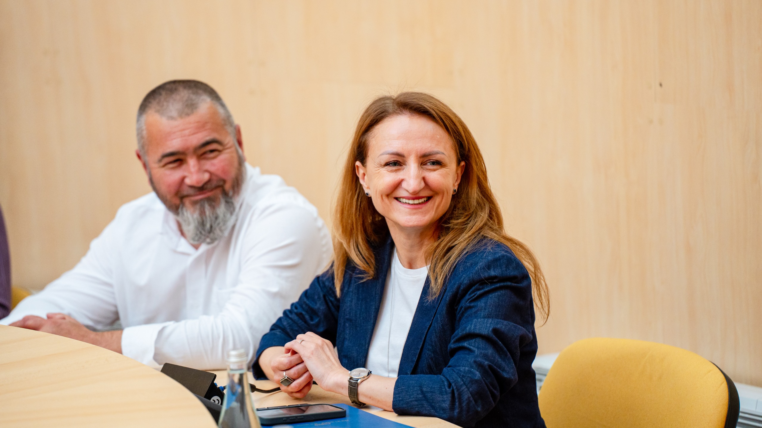 Sesiune de informare organizată de Consiliul Județean Sibiu și WWF România despre prevenirea conflictelor dintre oameni și urși